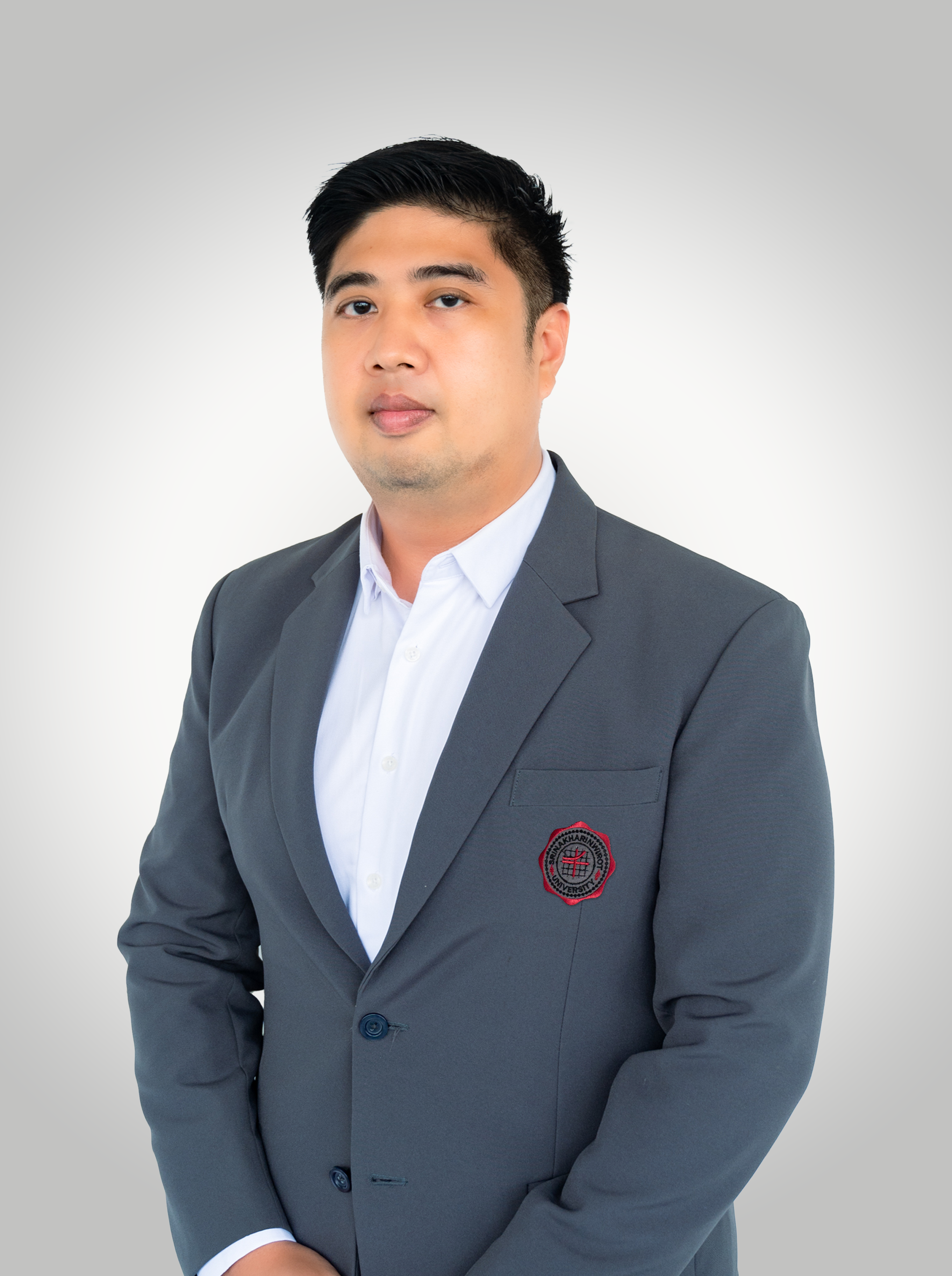 ผศ.ดร.พิจักษณ์ ภู่ตระกูล