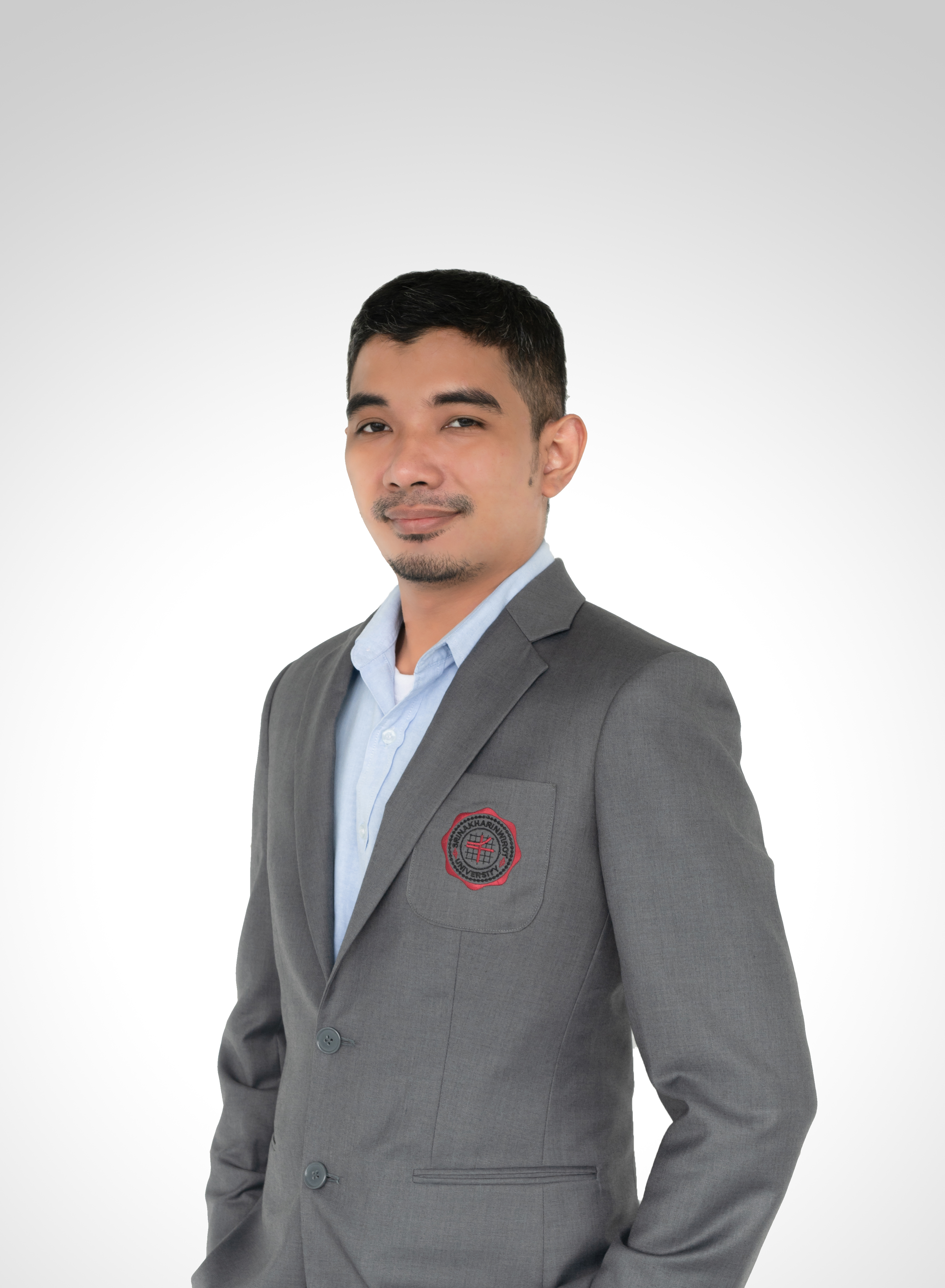 นายมูฮำหมัด ฮาดี อินสกุล