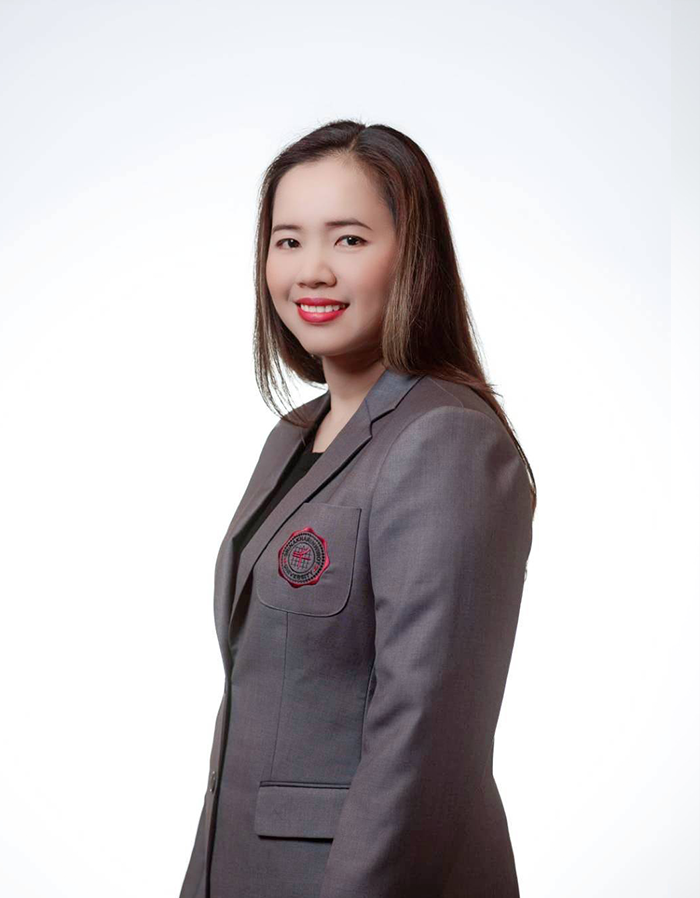 น.ส.สินินาฎ ตรีเพ็ชร์